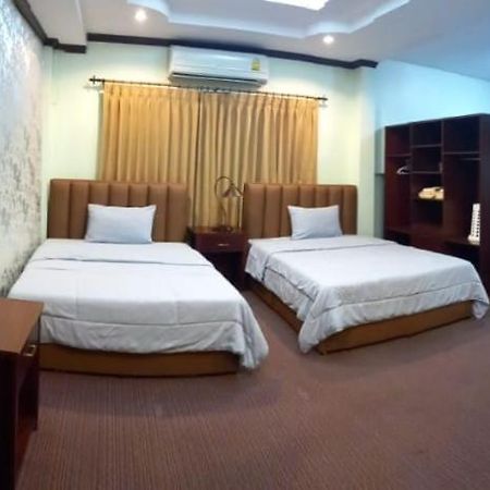 Excellency Apartment Vientiane Esterno foto