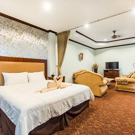 Excellency Apartment Vientiane Esterno foto
