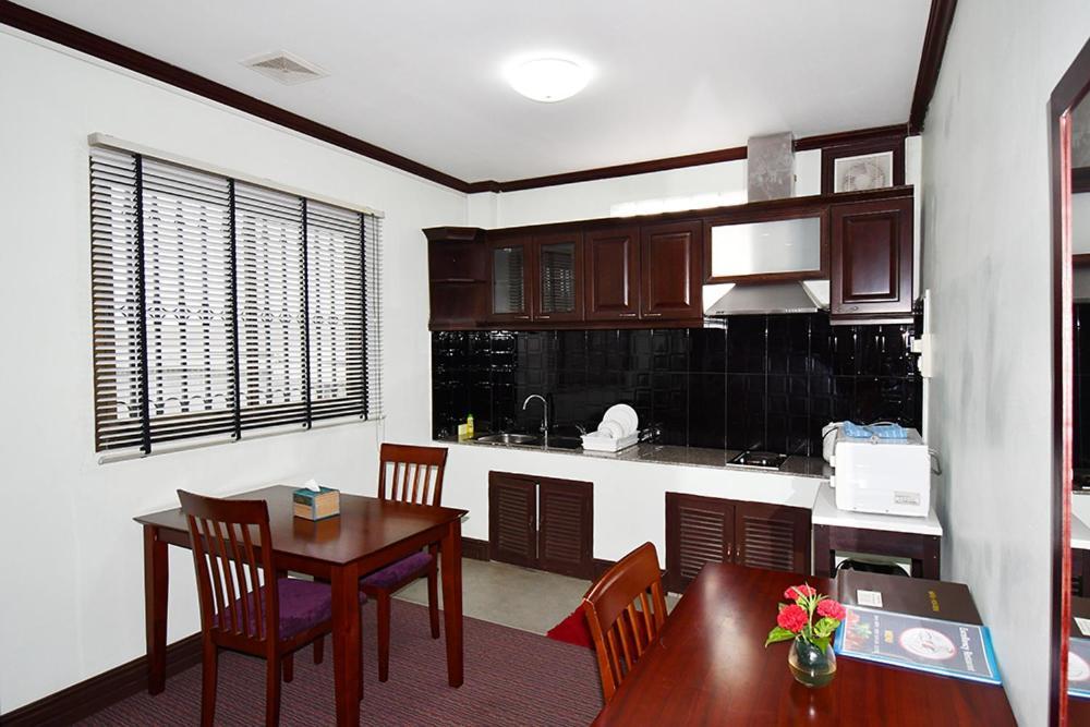 Excellency Apartment Vientiane Esterno foto